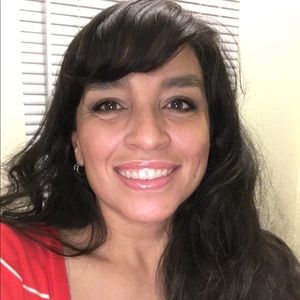 Meet your Posher, Yvonne